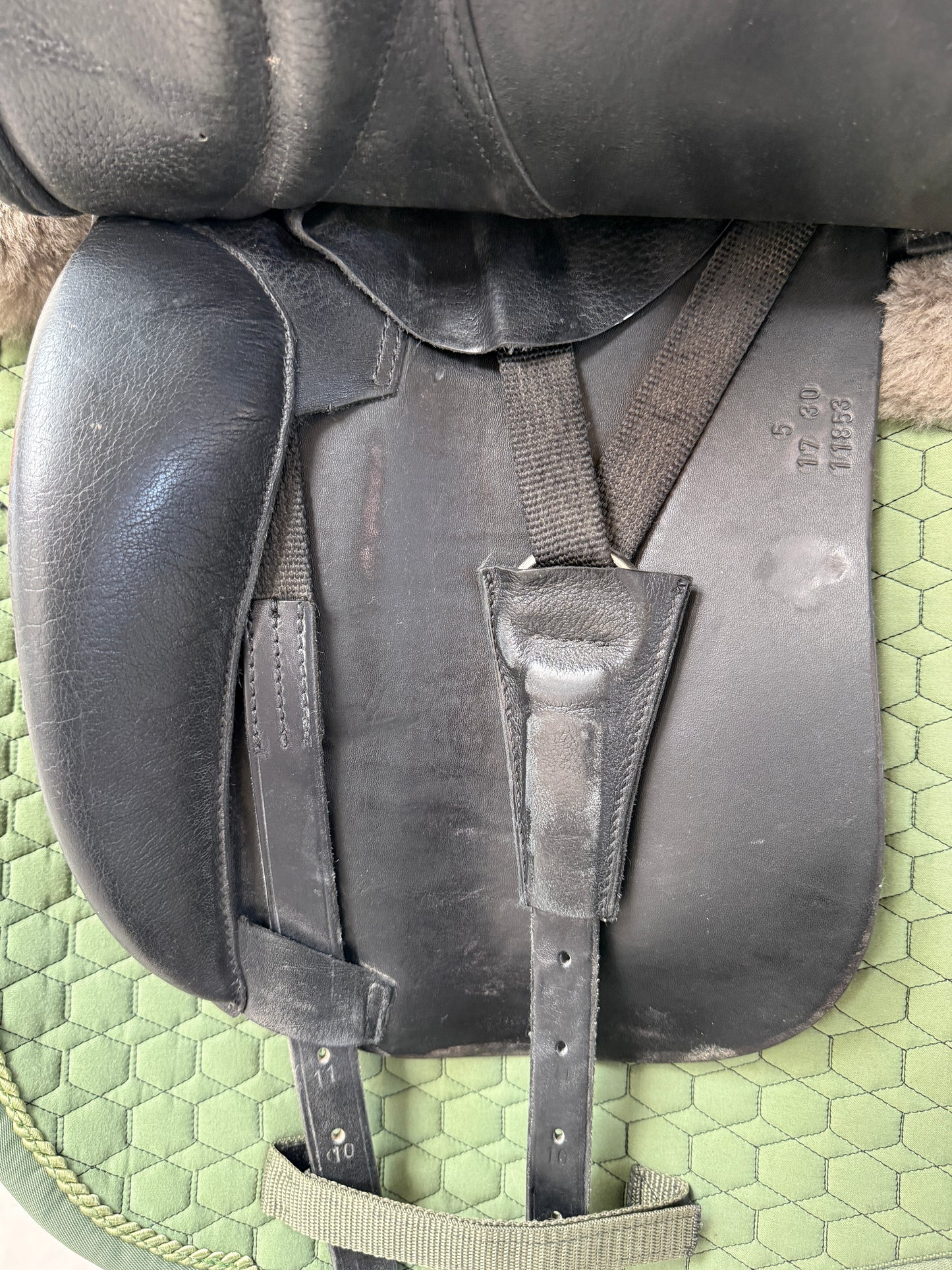 Velicea Basic Skoli Dressursattel 17,5 Zoll 30