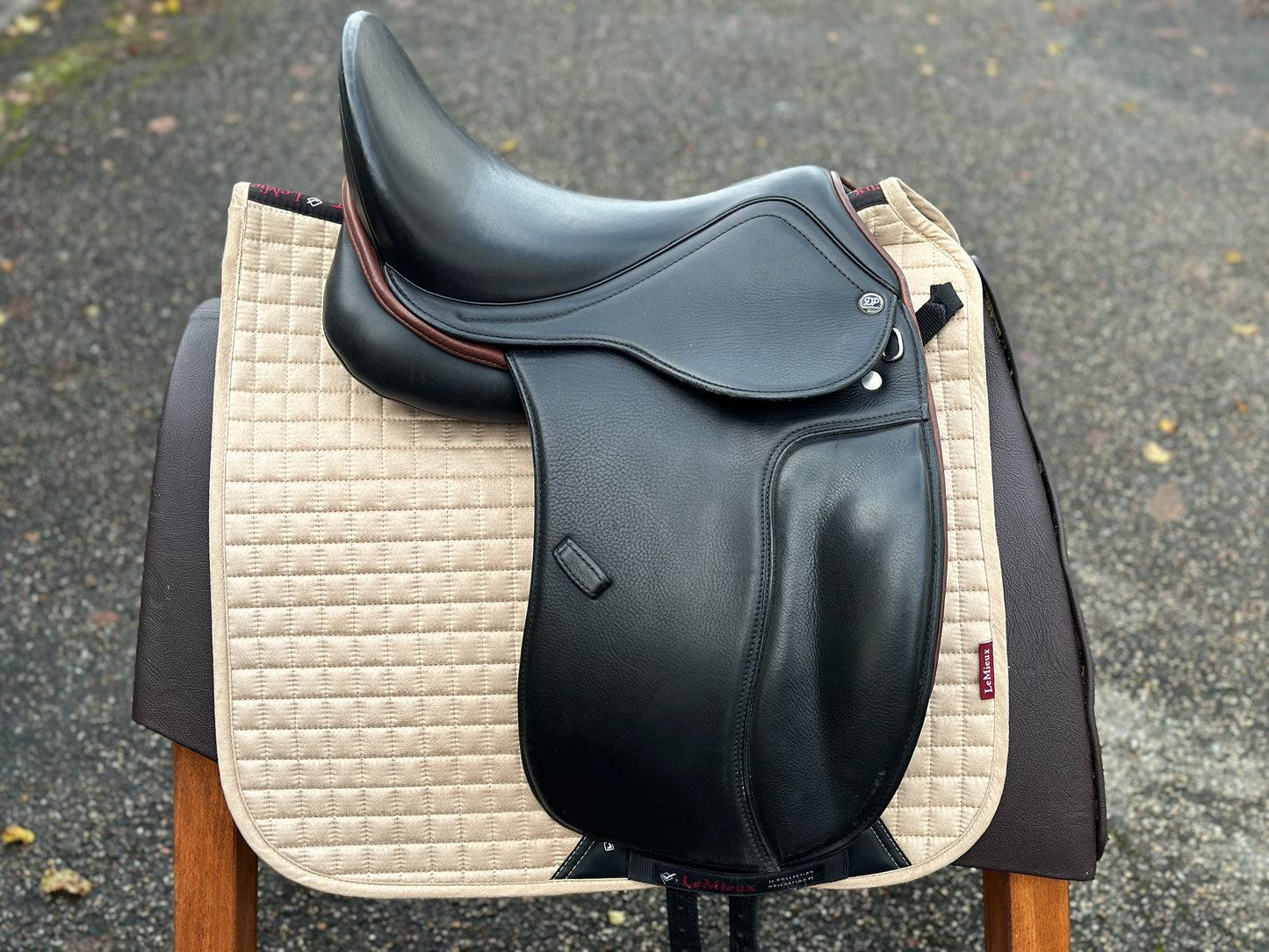 Deuber Novaflex Classic Dressage 18 Zoll wie NEU