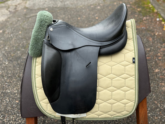 #234 Röther Dressursattel Direkt französische Kissen 17,5 Zoll