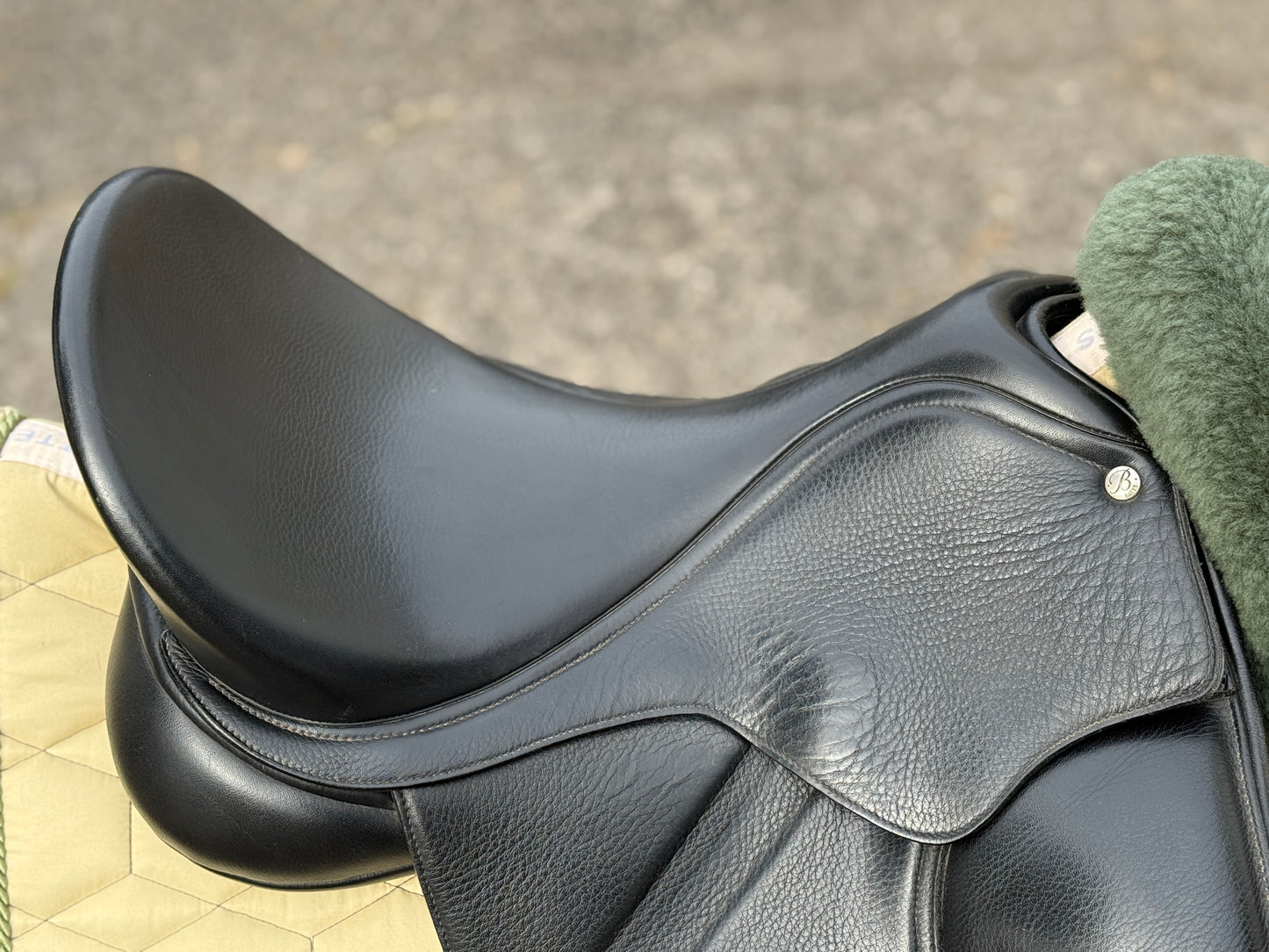 #K177 Bates Isabell Dressursattel 16,5 Zoll