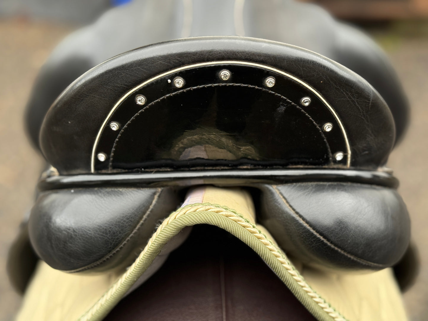 #197 Custom Dressursattel Icon Flight 18 Zoll