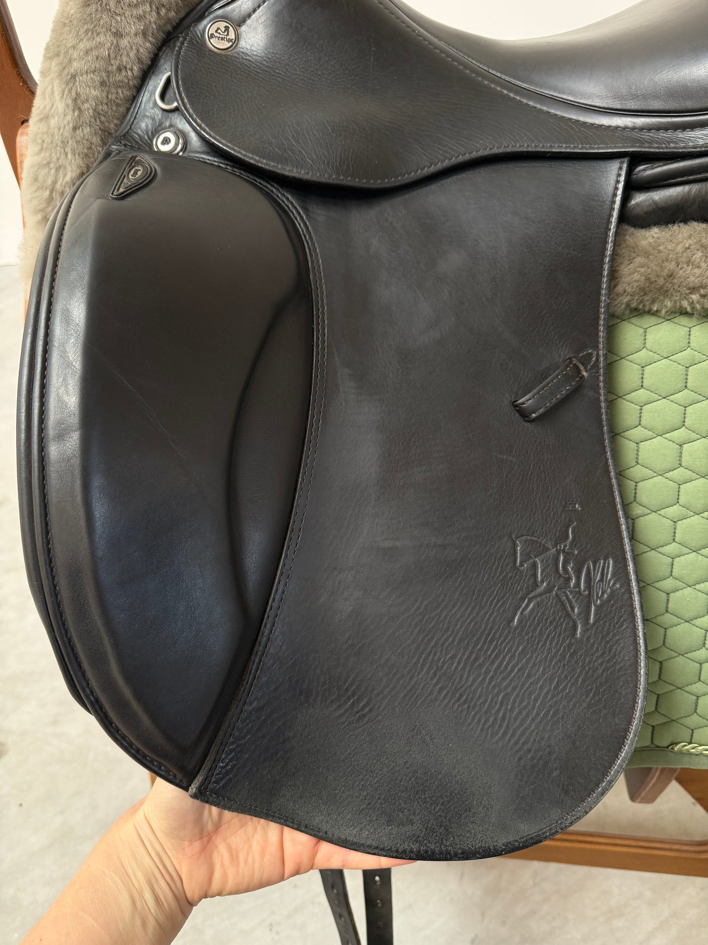 Prestige X Helen Dressursattel 17 Zoll 33 aus 2017 doubliert