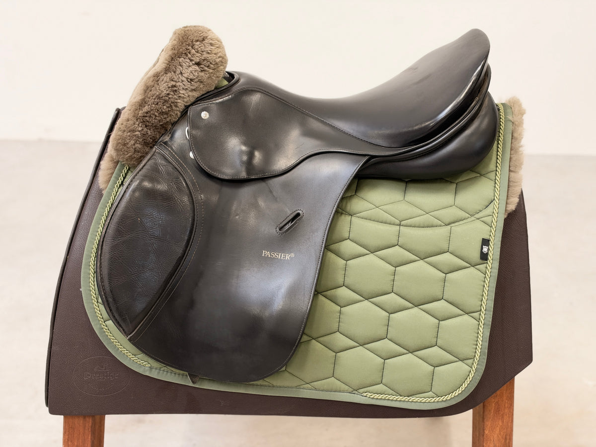 Passier Phoenix Springsattel 17,5 Zoll Breite Kammer