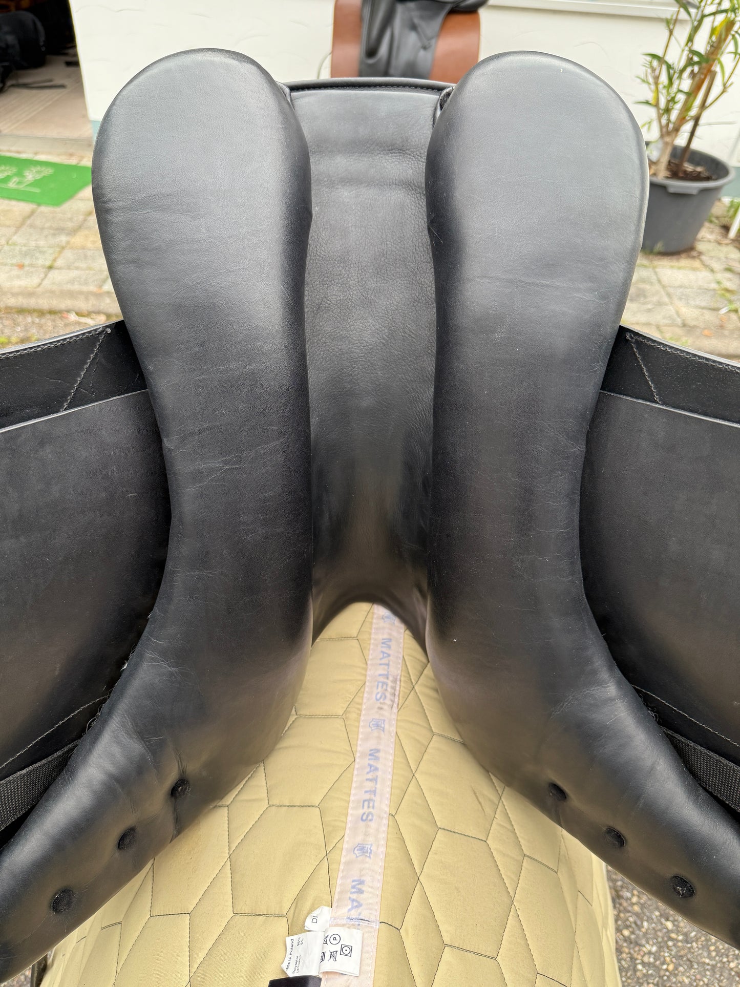 #196 Equiline Elite Dressursattel 17 Zoll