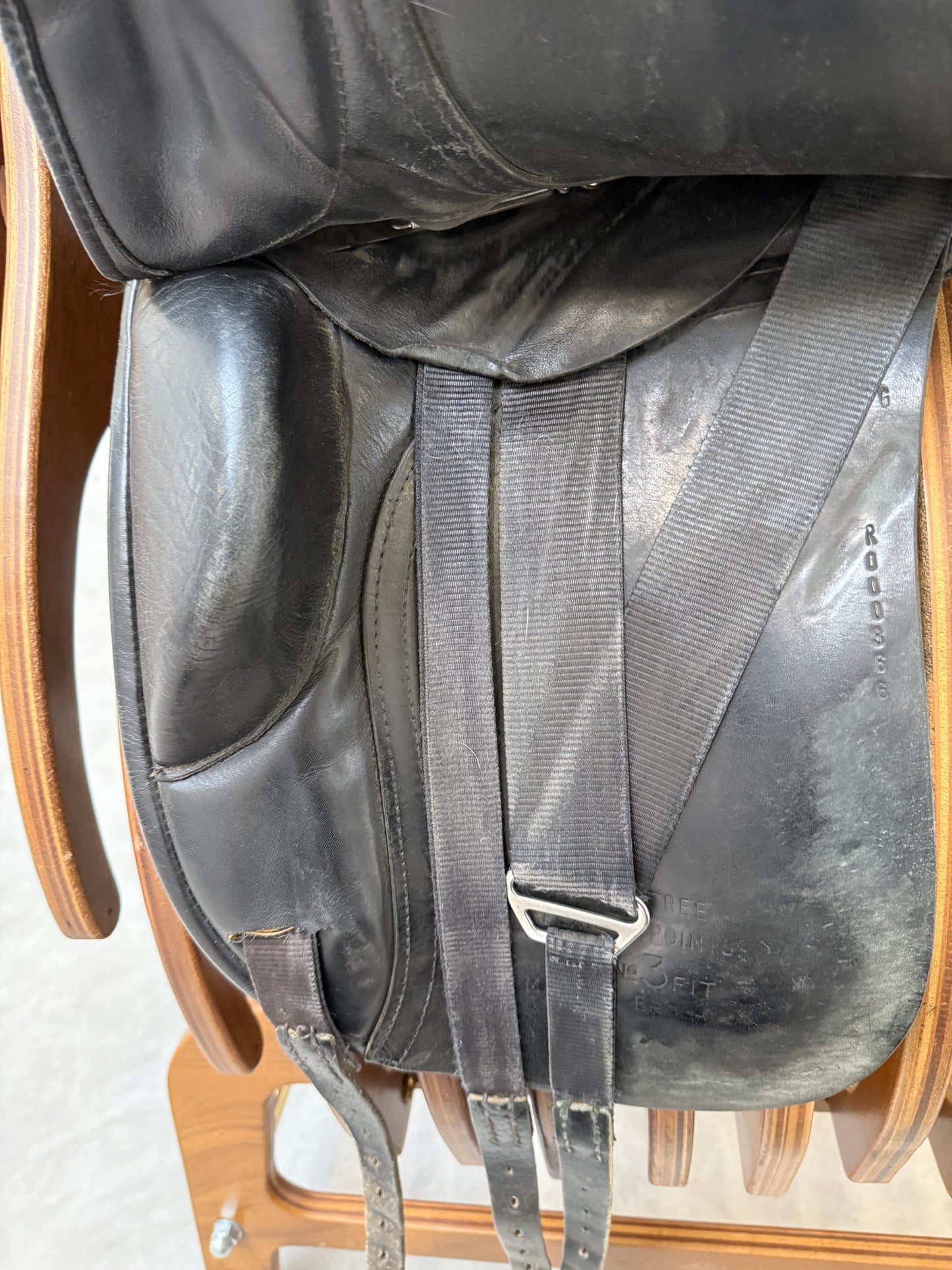 Hintermayer Dressursattel 17 Zoll Fit 3