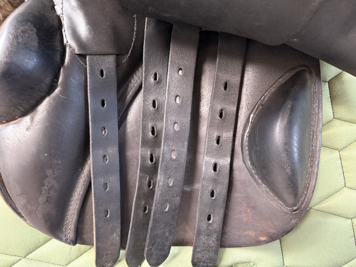 Stübben Juventus Ponysattel Springsattel 17 Zoll