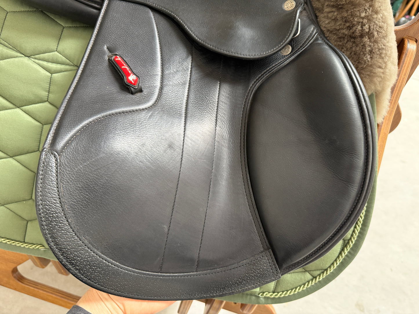 Selleria Equipe Boulevard Springsattel 17,5 Zoll aus 2022