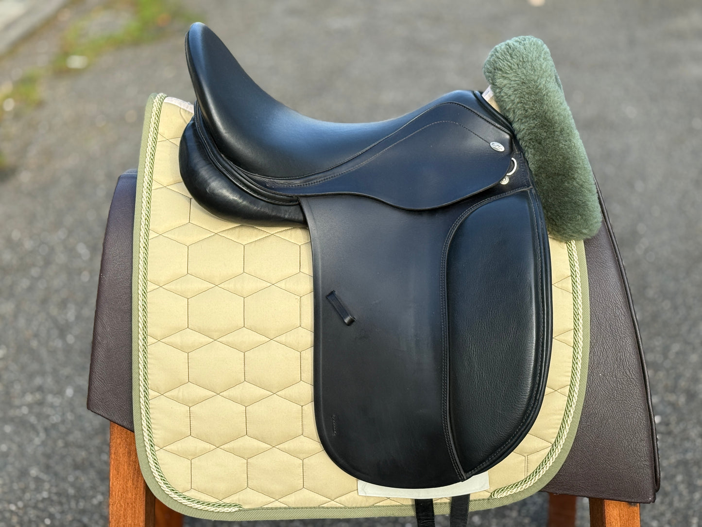 #K173 Kentaur Ithaka Dressursattel 17 Zoll Fit 3 neuwertig