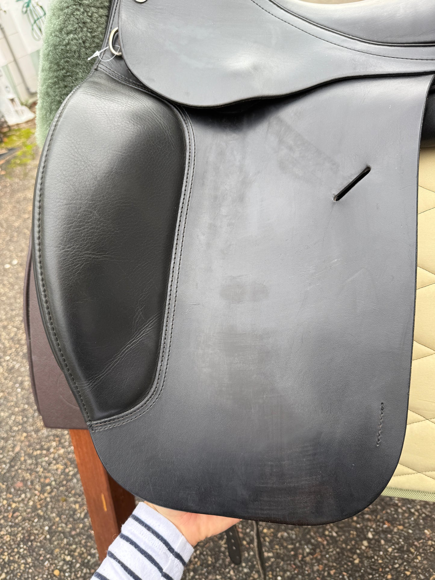 #234 Röther Dressursattel Direkt französische Kissen 17,5 Zoll