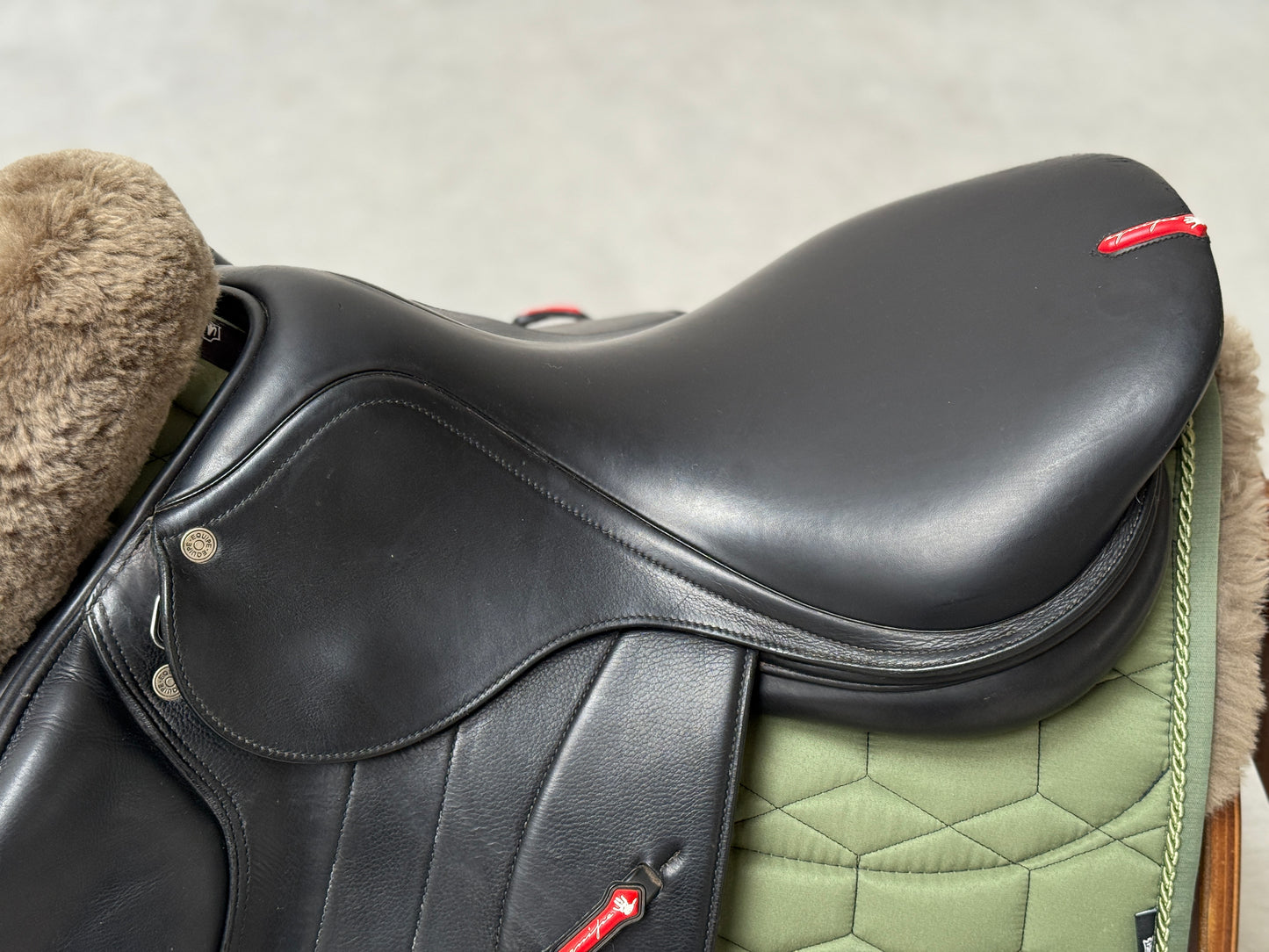 Selleria Equipe Boulevard Springsattel 17,5 Zoll aus 2022