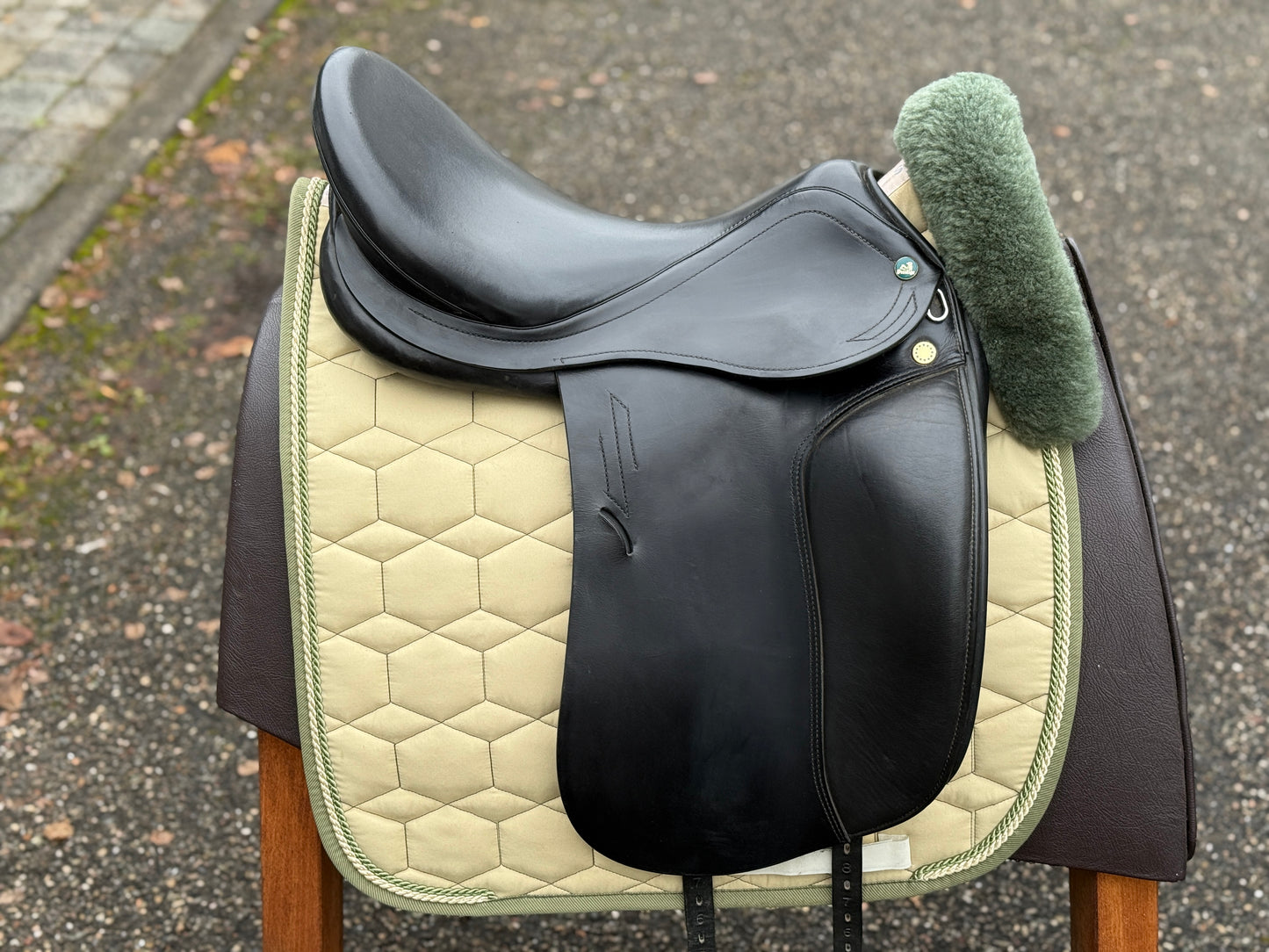 #235 Prestige Roma Dressursattel 18 Zoll 33 aus 2018