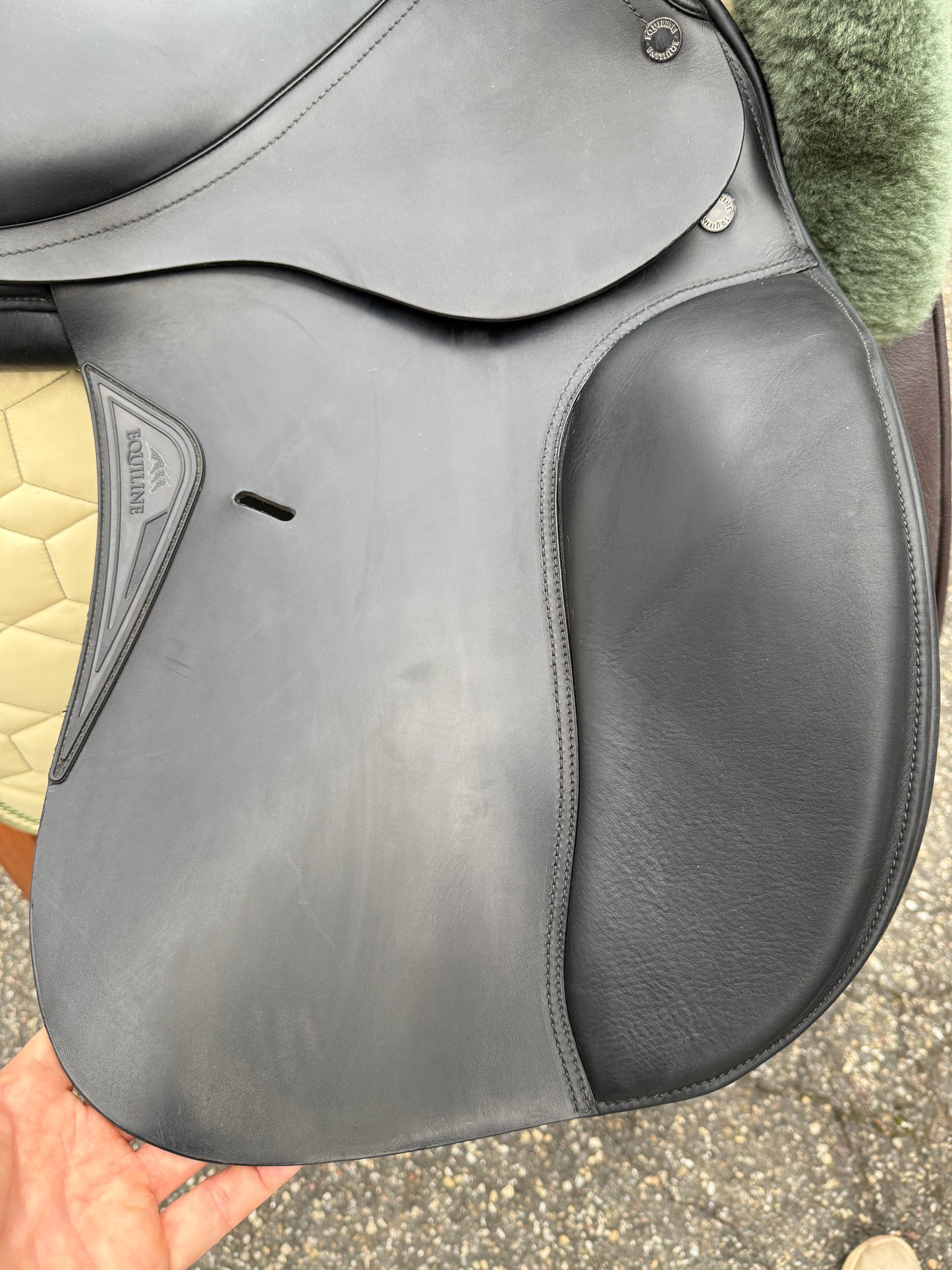 #196 Equiline Elite Dressursattel 17 Zoll