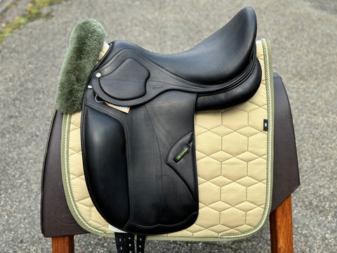 #14 Amerigo Classic Dressage Pinerolo Dressursattel 17,5 Zoll M langes Blatt