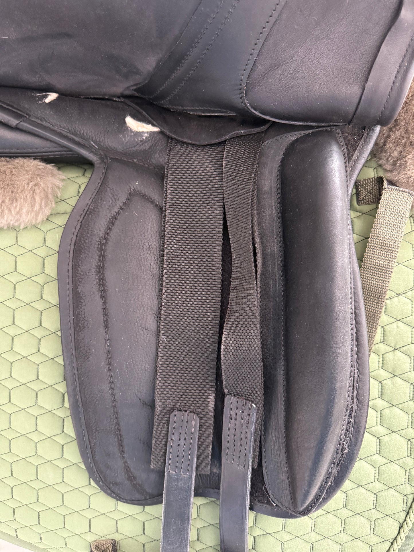 Fichtbauer Tentazione Dressursattel Klettpauschen 17,5 Zoll fast NEU aus 2025