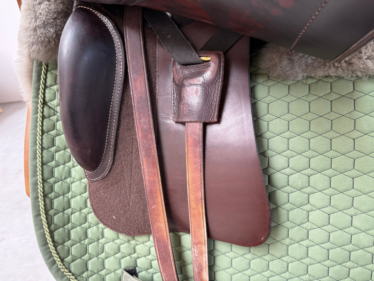 Sommer Minos Dressursattel Working Equitation 17,5 Zoll braun