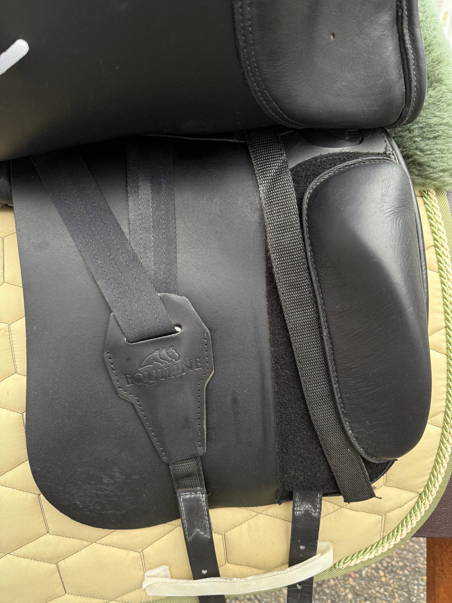 #196 Equiline Elite Dressursattel 17 Zoll