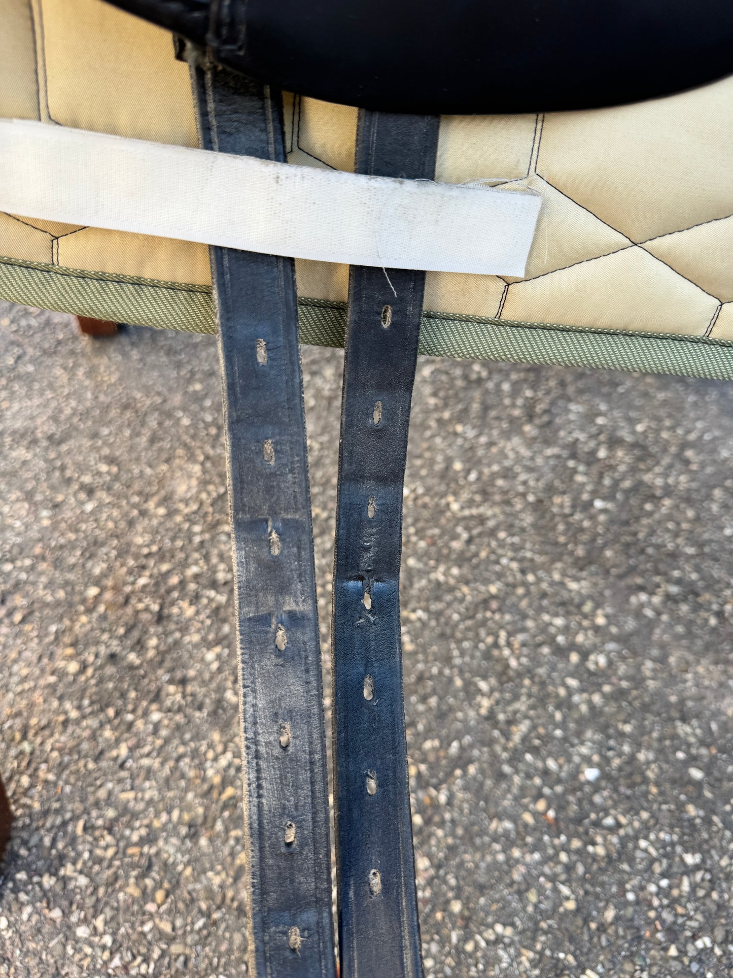 #100 Hennig ESF Silver Dressursattel 16 Zoll Ponysattel