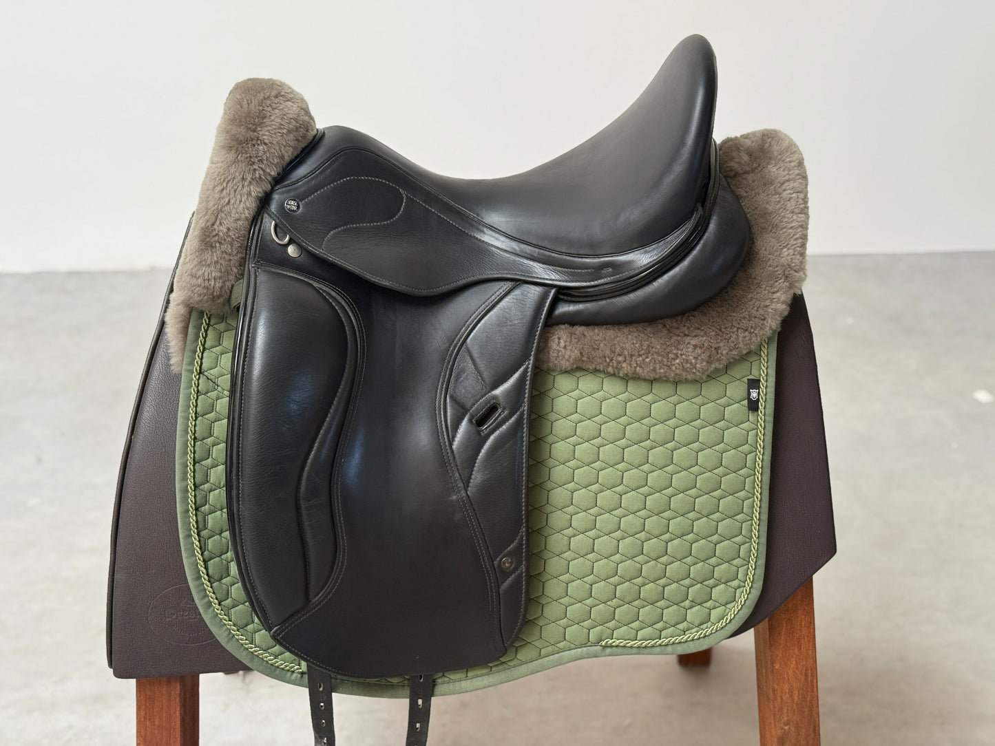 Horse Star Champion Dressursattel 17,5 Zoll aus 2023