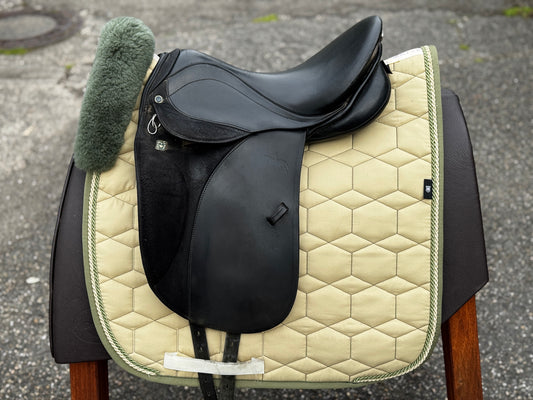 #K143 Stübben Laurus Dressursattel 15,5 Zoll Ponysattel
