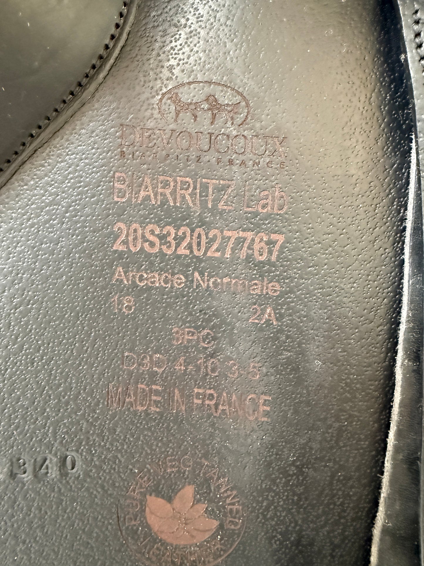 Devoucoux Biarritz LAB Springsattel 18 Zoll schwarz