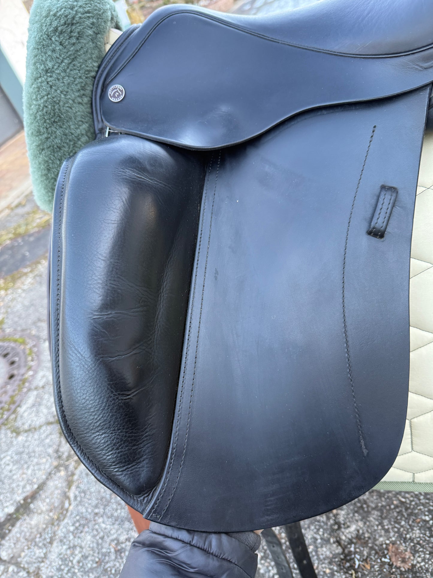 #K182 Dresch XT Flat Dressursattel Klettpausche 17,5 Zoll neuwertig