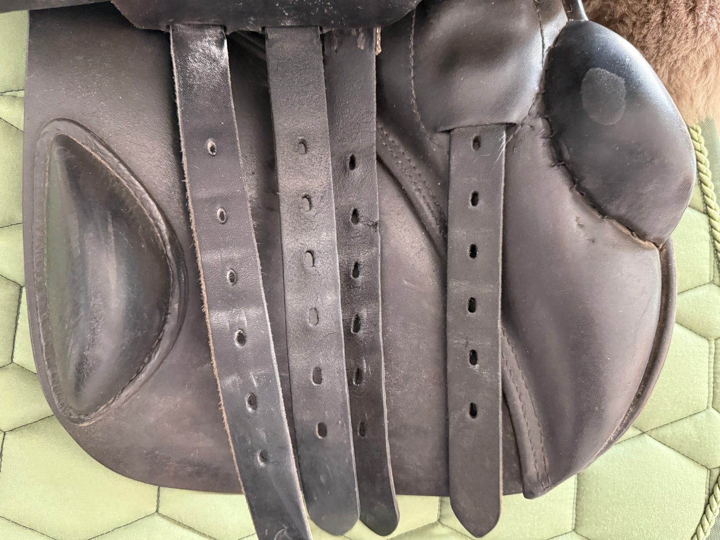 Stübben Juventus Ponysattel Springsattel 17 Zoll