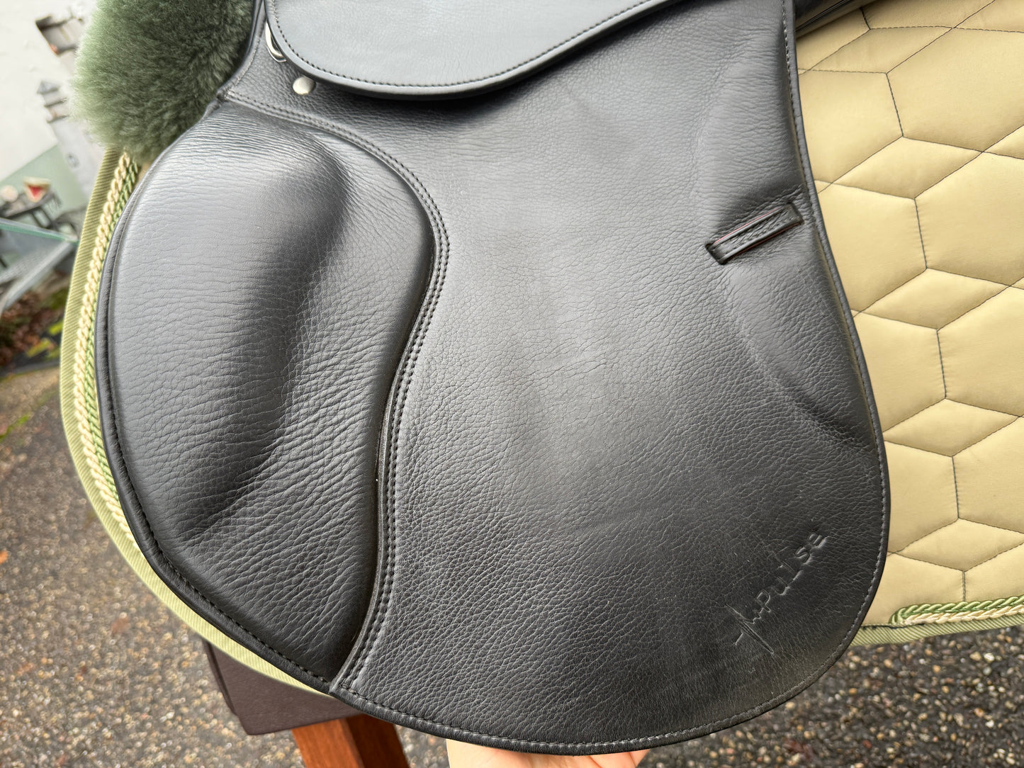 #232 Sommer Remos Pulse VS-Sattel 17,5 Zoll aus 2022