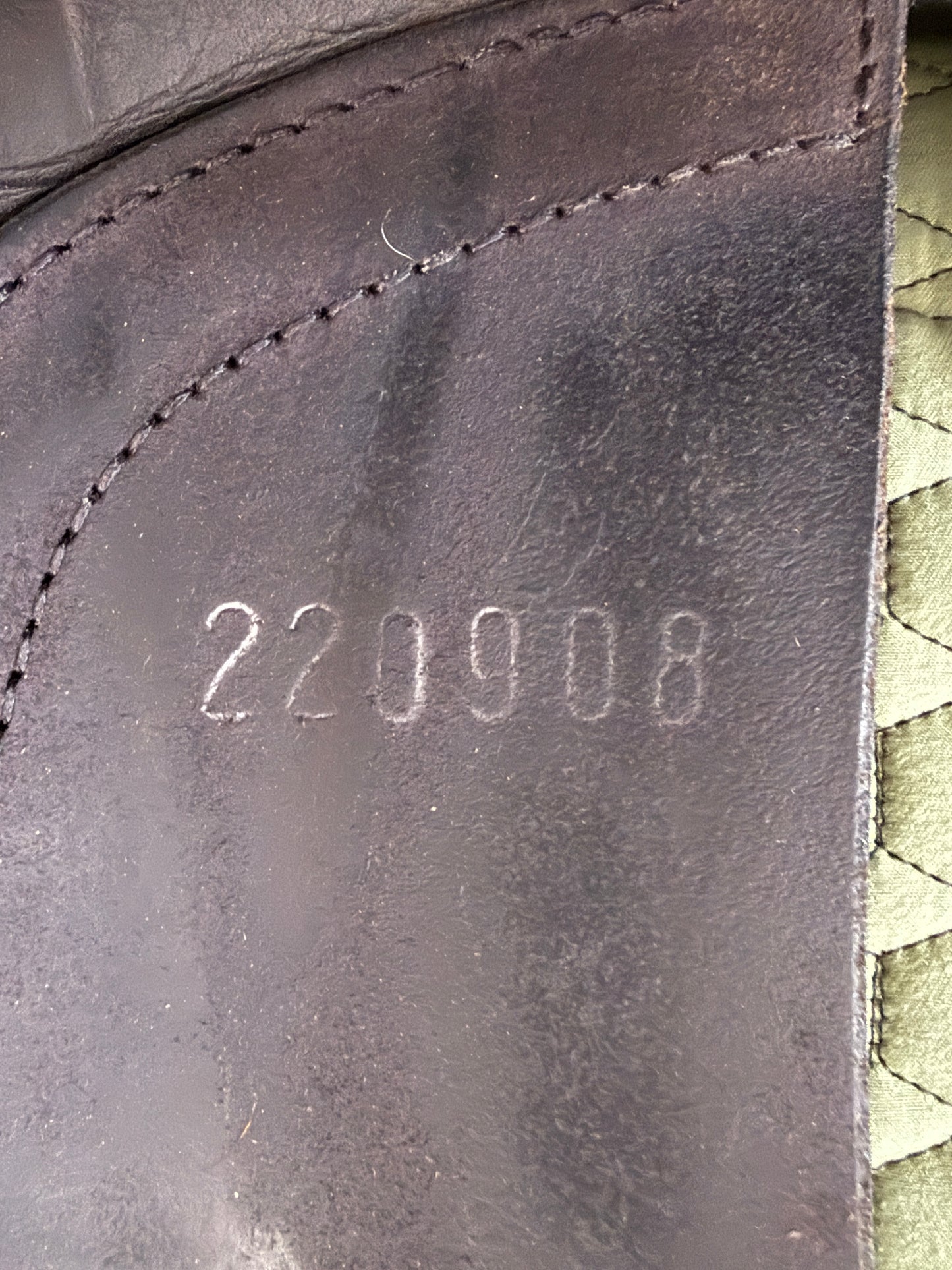 Dresch XT Flat Dressursattel Klettpausche 17 Zoll aus 2022