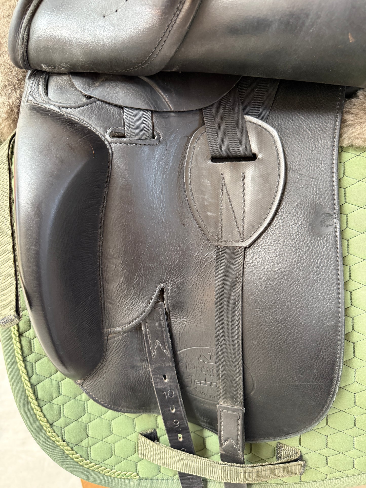 Prestige X Helen Dressursattel 17 Zoll 33 aus 2017 doubliert
