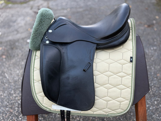 #227 Euroriding Emilio Dressursattel doubliert 18 Zoll 31 aus 2021