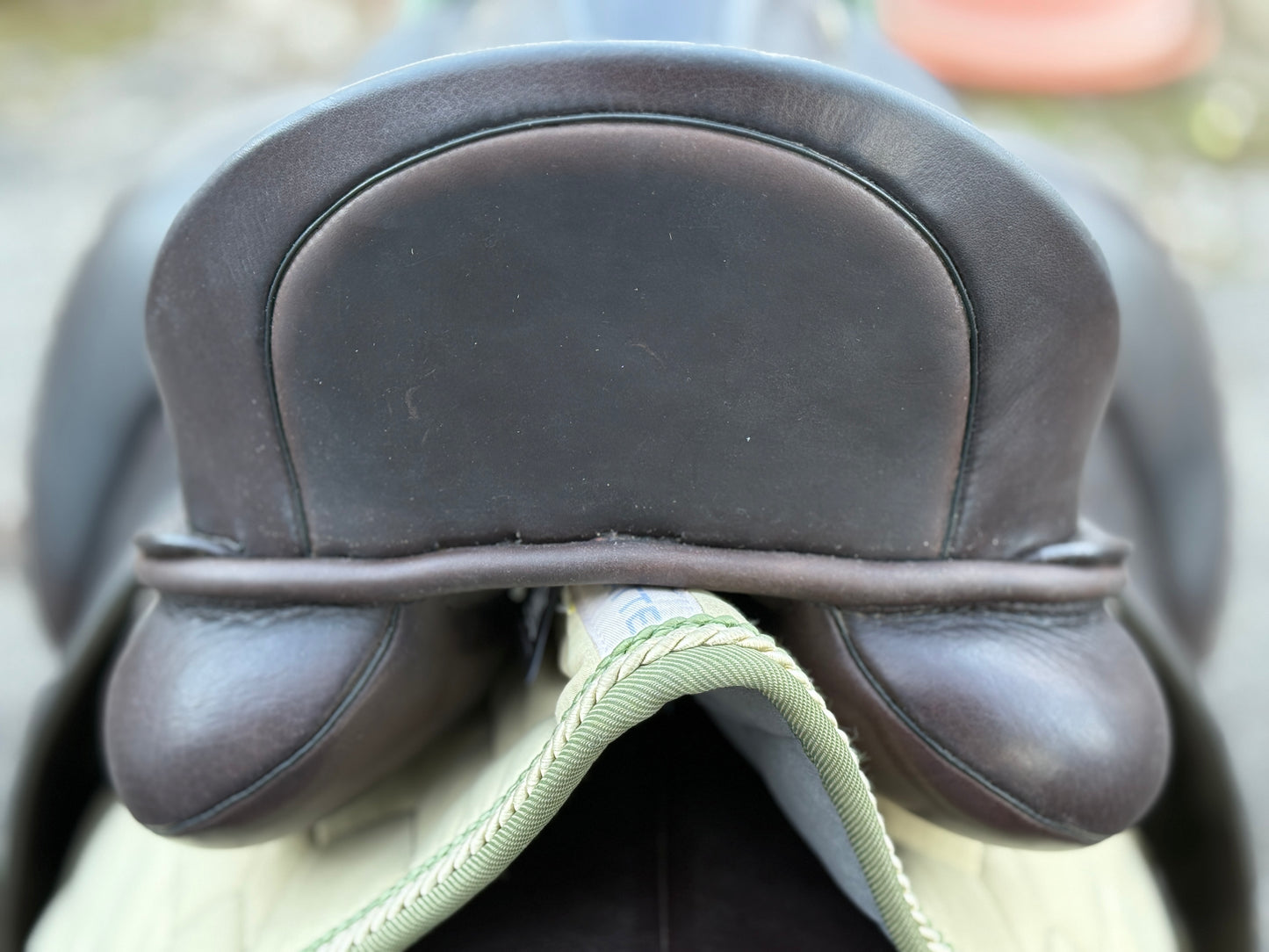 #K184 Hennig MFT Monoblatt Dressursattel 17,5 Zoll aus 2022 braun