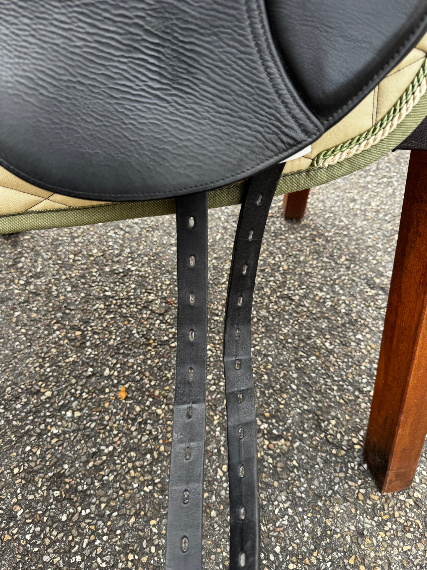 #152 3P Dressursattel 17,5 Zoll doubliert wie Equinomic