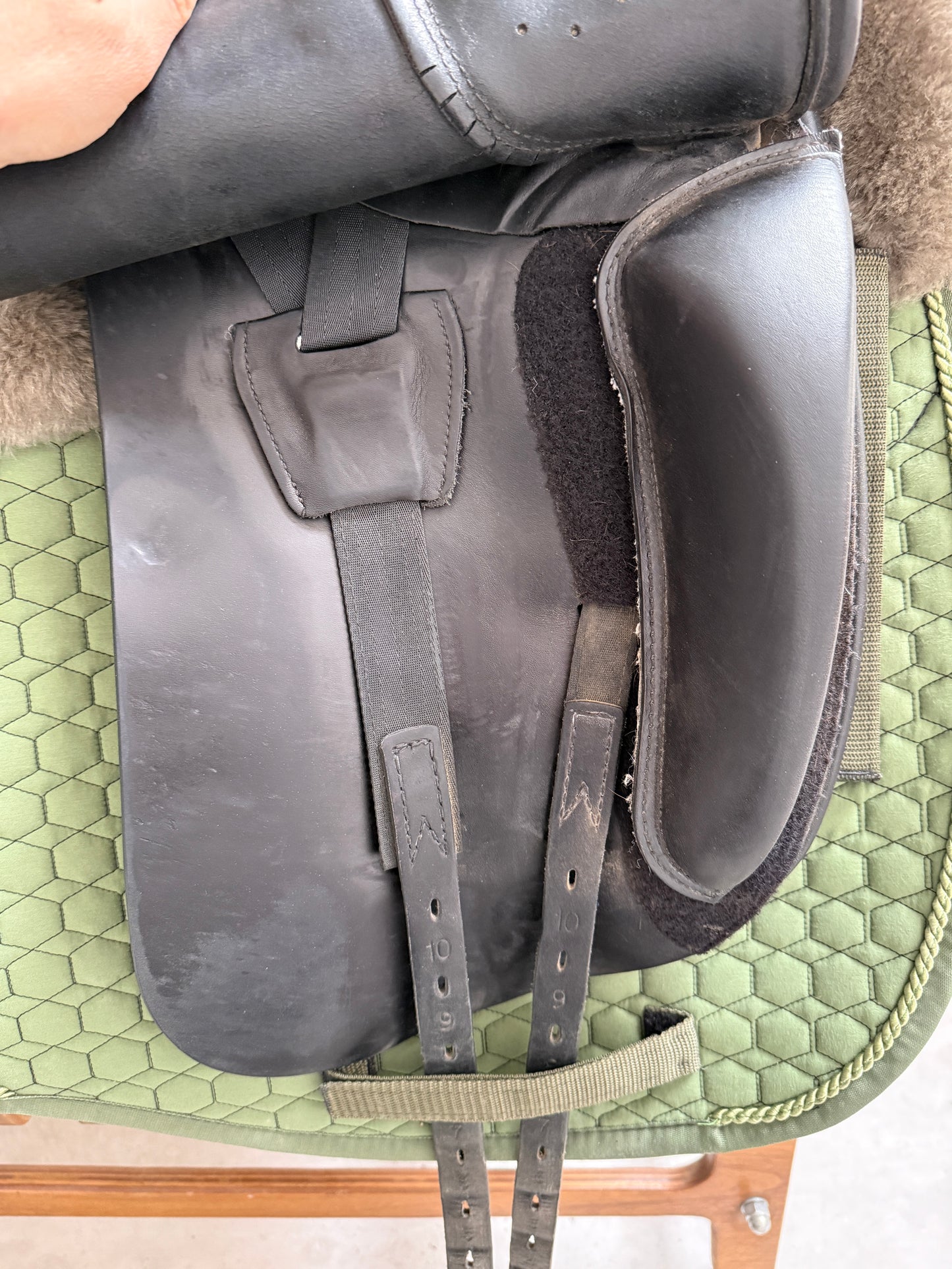 Euroriding Emilio Dressursattel doubliert 17 Zoll 33 aus 2019