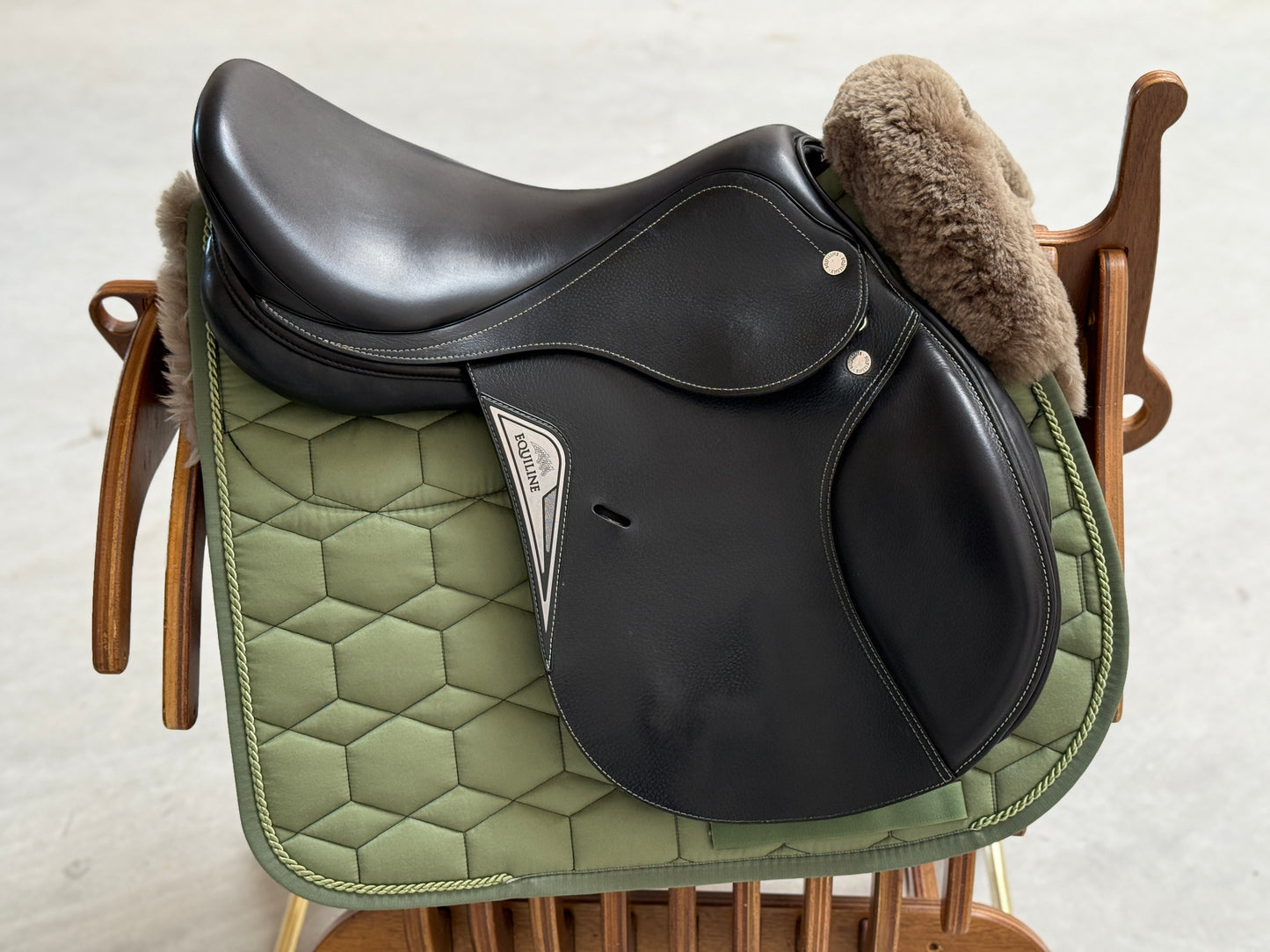 Equiline Springsattel Talent 17 Zoll M