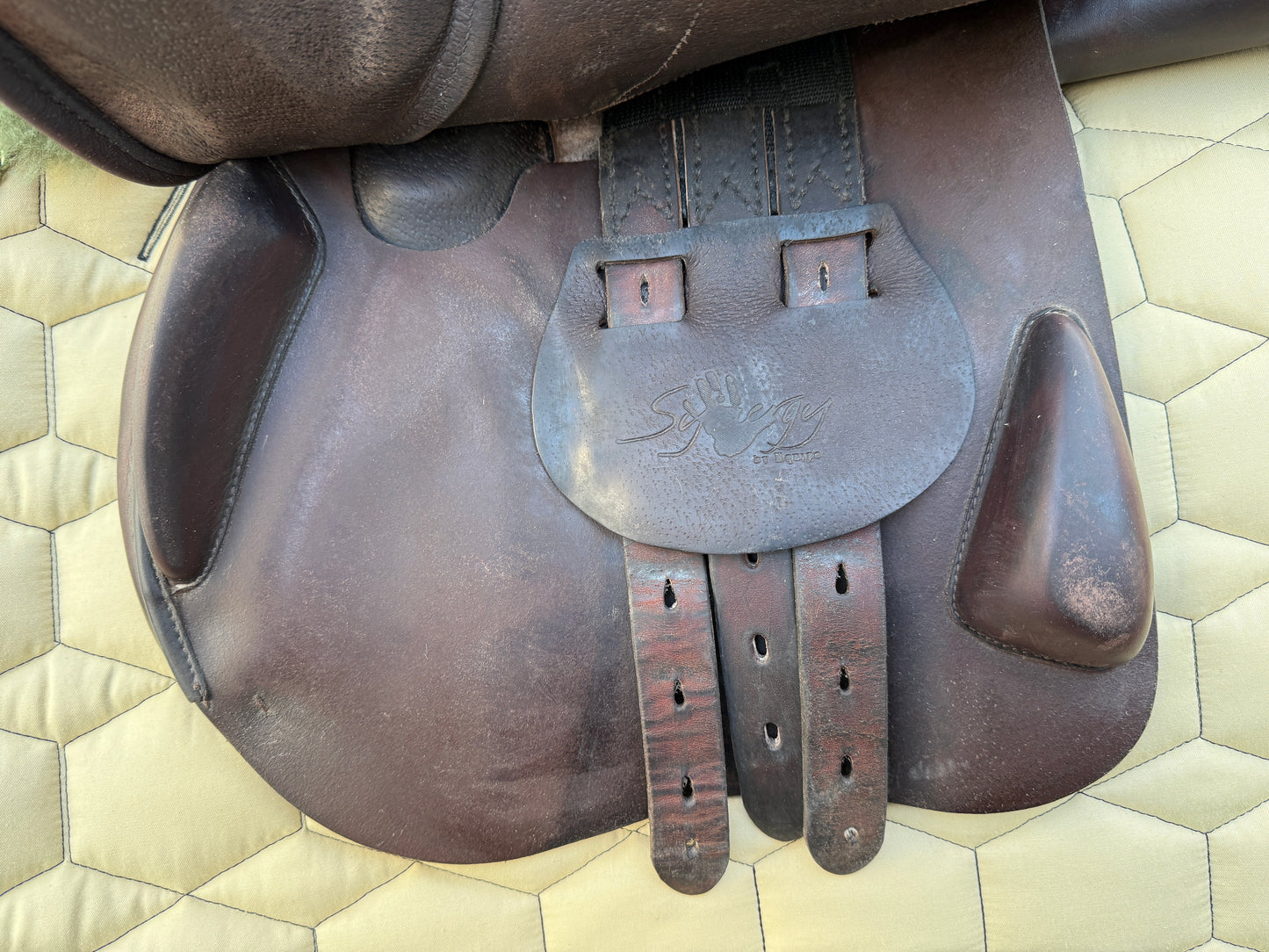 #246 Selleria Equipe Synergy Special Springsattel 17,5 Zoll braun