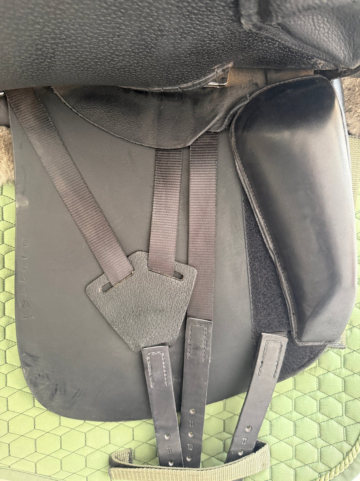 Harry Dabbs Allure Dressursattel 17,5 Zoll wide aus 2024