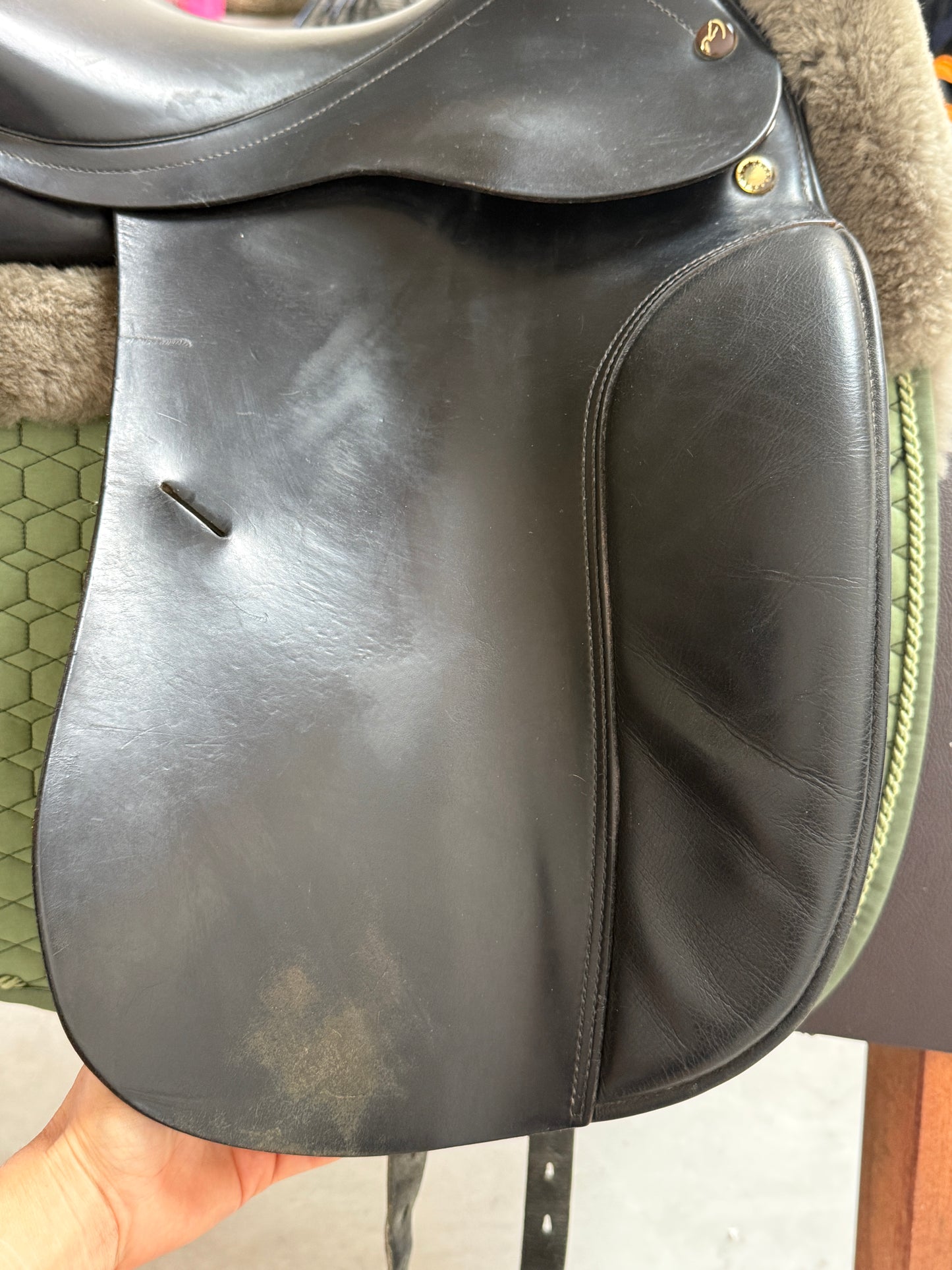 Prestige Hippos Dressage Dressursattel 17 Zoll 33