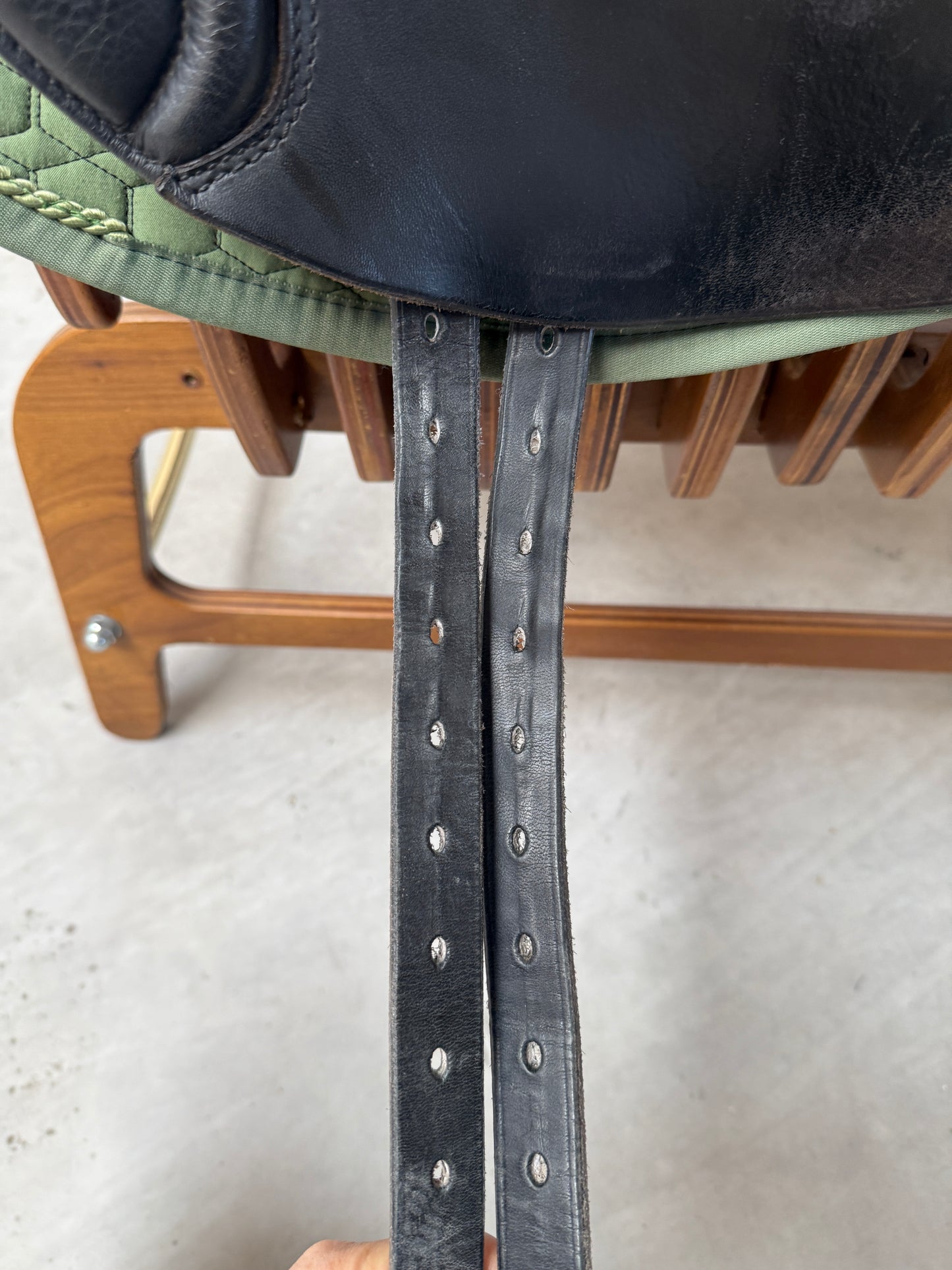Sommer Somero Dressursattel 17,5 Zoll Protection Kissen aus 2023
