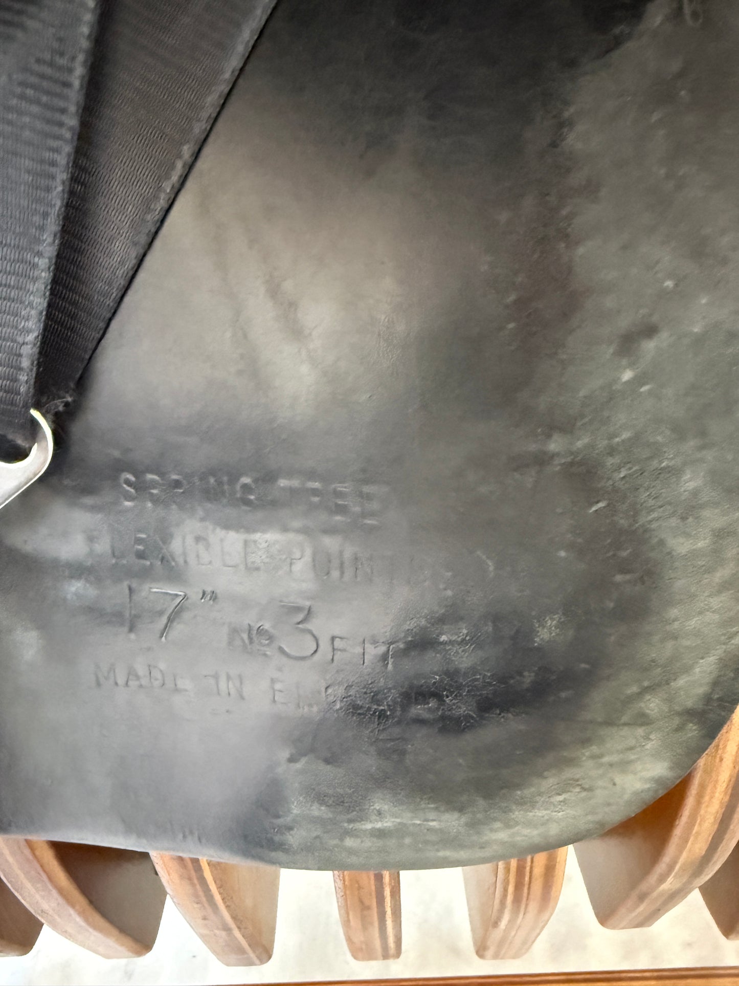 Hintermayer Dressursattel 17 Zoll Fit 3