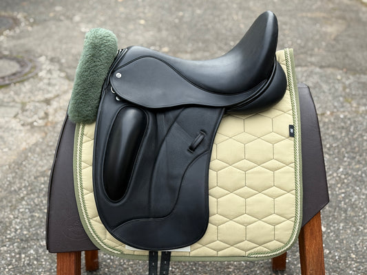 #206 Bynamic Custom Dressursattel Monoblatt 17,5 Zoll hoher Widerrist & viel Schulterfreiheit