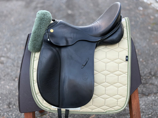 #266 Ferdi Weischenberg Dressursattel Maßsattel von Passier 17,5 Zoll aus 2019