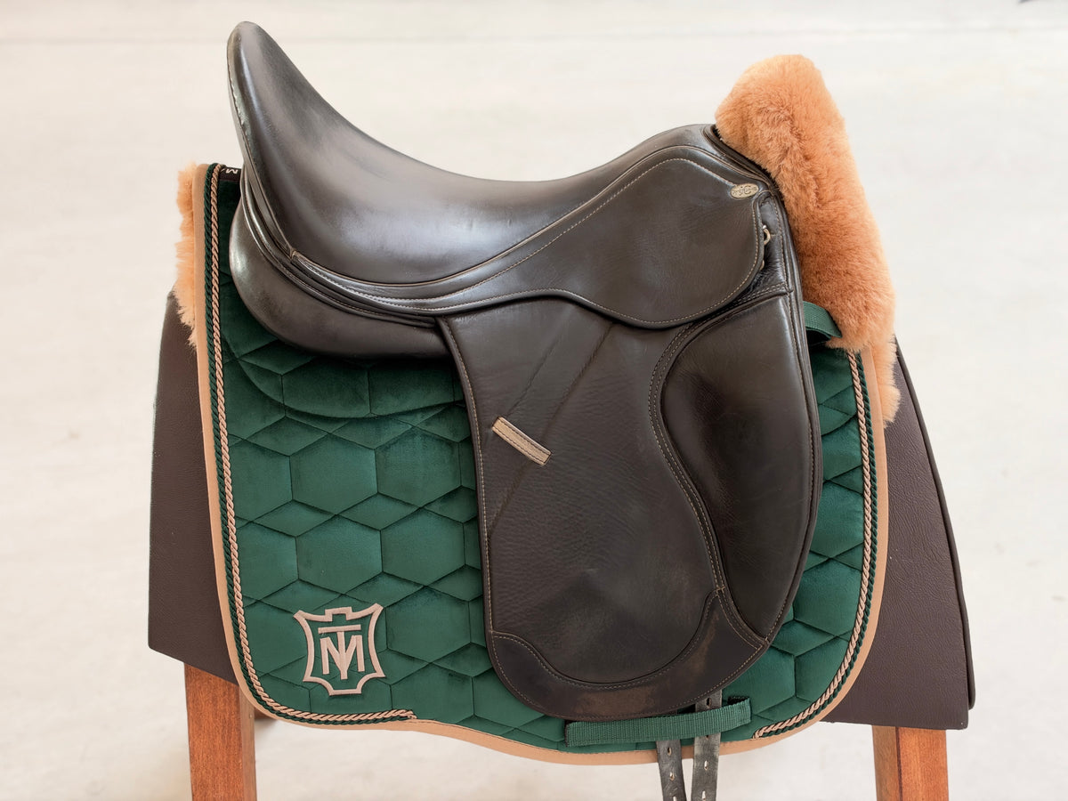 Jorge Canaves Noble Dressursattel 18,5 Zoll Bananenkissen