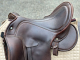 Signum Omega Classic Working Equitation Dressursattel 17 Zoll braun