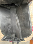 Hennig ASP Dressursattel aufgesetzte Pausche 17,5 Zoll